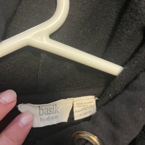 Black oversized sweater zipper detail sides - Picture 2 of 2